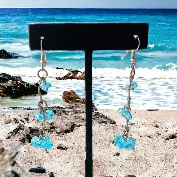 Glass Beaded Chandelier Earrings Aqua Ocean Blue Silver Tone Faceted Dangle - Picture 16 of 16